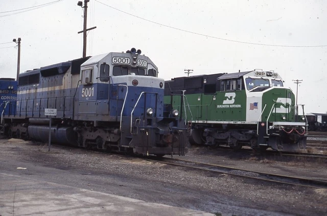 HLCX BN BURLINGTON NORTHERN Railroad Train Locomotive LANG YARD 1998 Photo Slide
