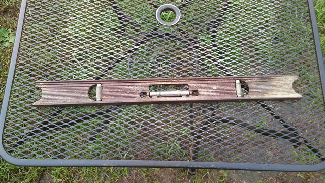 vintage stanley cast iron level 24 inches