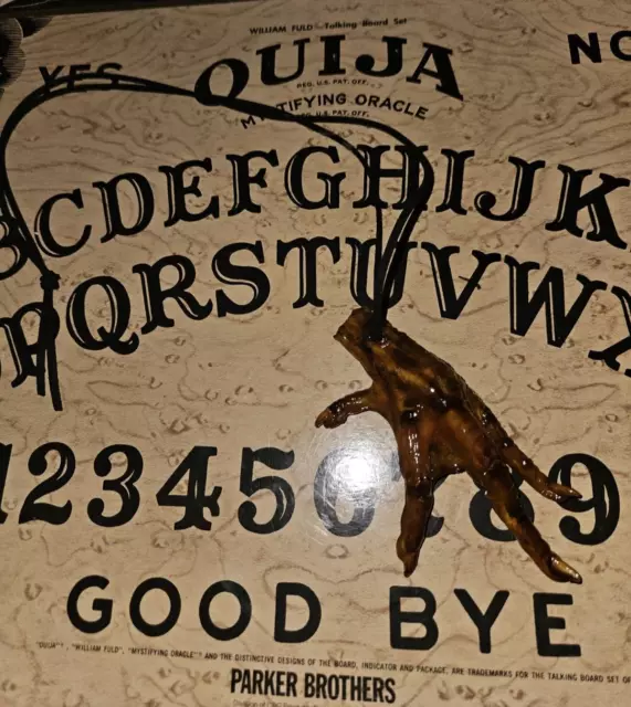Wicca Voodoo Chicken foot claw Metaphysical Paranormal Spiritual Haunt Dolls