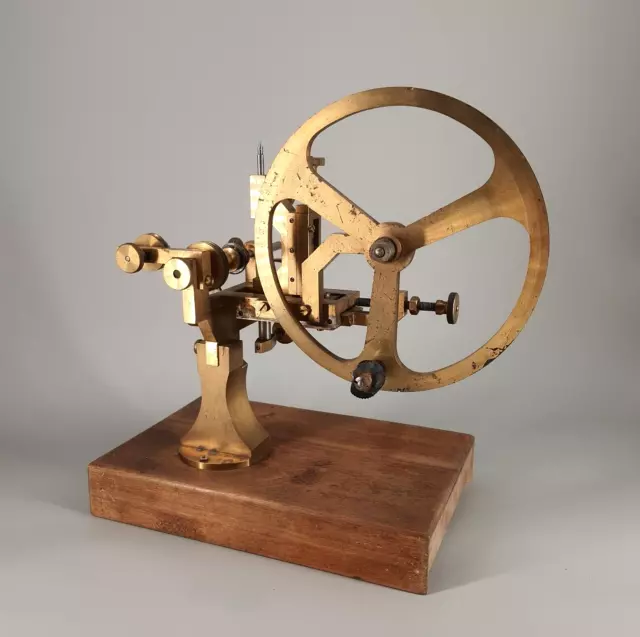 Antike Messing Drehbank / Uhrmacher Feinmechanik Fein Drehmaschine