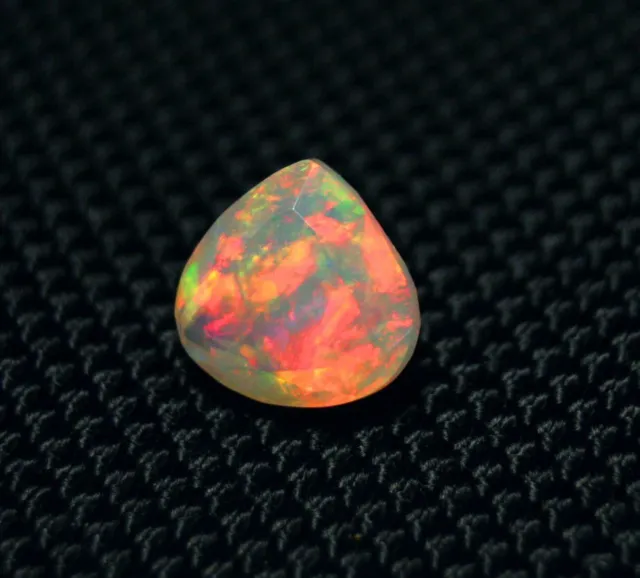 Faceted Welo Opal 2ct Rainbow Pear Natural Crystal Ethiopian Opal Video 10x10mm