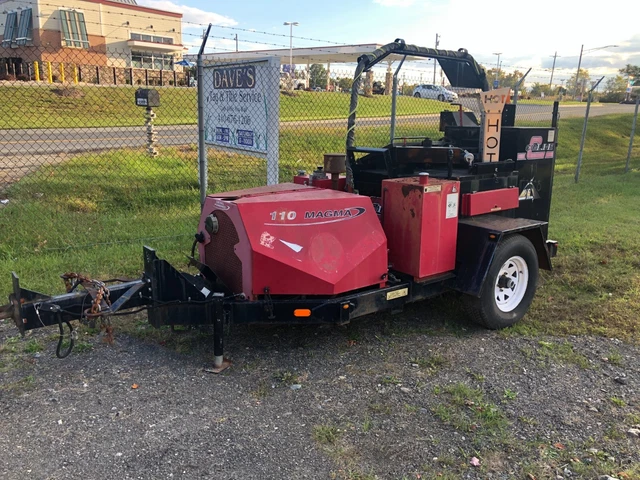 2009 Cimline Magma 110 Asphalt Crack Sealer