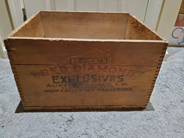 red diamond explosives wooden box crate austin powder co cleveland ohio i c c-1