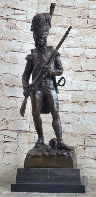 Real Protector Inspiración Exquisita Bronce de Una 19th Siglo Ruso Soldado