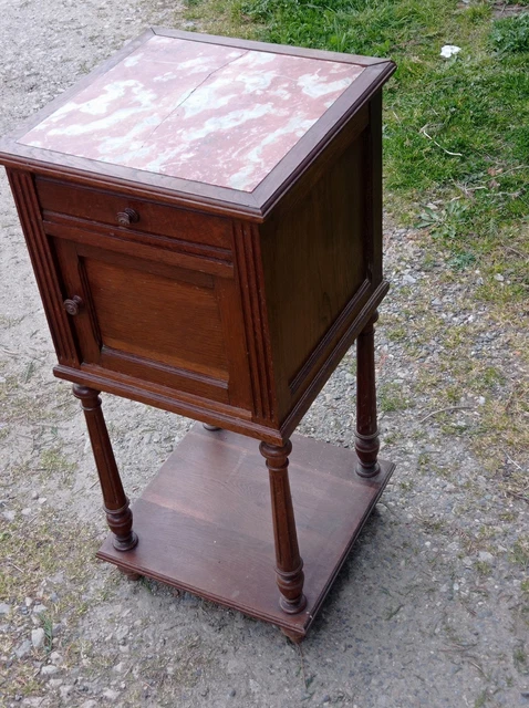 Petite Table De Chevet Ancienne En Bois – 40x34 Cm, Hauteur 60 Cm