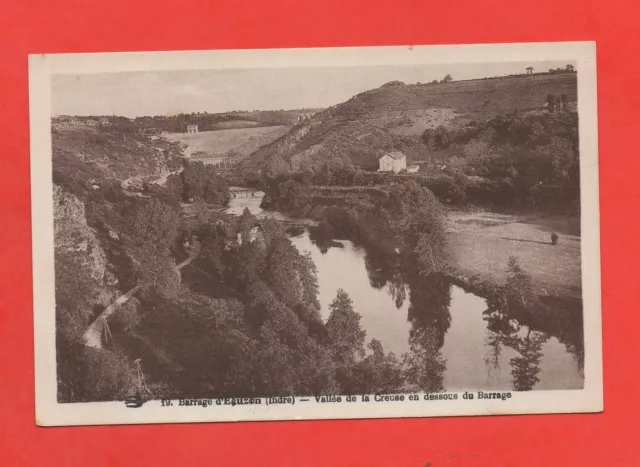 Barrage d'EGUZON - Vallée de la Creuse en dessous du barrage   (J8956)