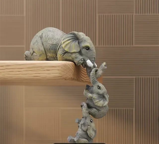 3pcs Elephant Design Statue Mother Holding Hanging Babies Cute Decoration Craft