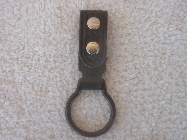 Black Basketweave Leather D-Cell Flashlight Holder on a 2 1/4" Keeper #208