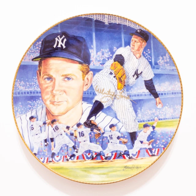 Whitey Ford Autographed Gartlan Collector Plate, Numbered, New York Yankees 1990 Whitey Ford Autographed Gartlan Collector Plate, Numbered, New York Yankees 1990
