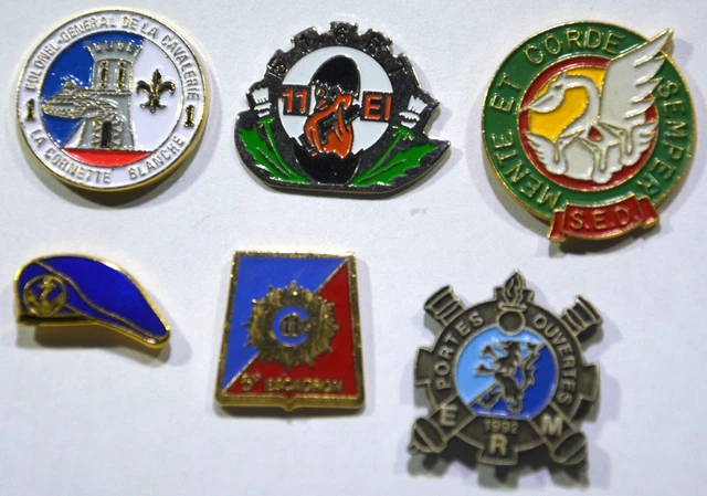 INSIGNE ARMEE FRANCAISE 6 REGIMENT DE CUIRASSIERS - Insignes - Pucelles