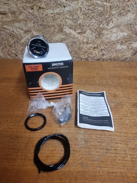 Genuine Smiths Vacuum and fuel consumption gauge New and unused (VL2301-00)