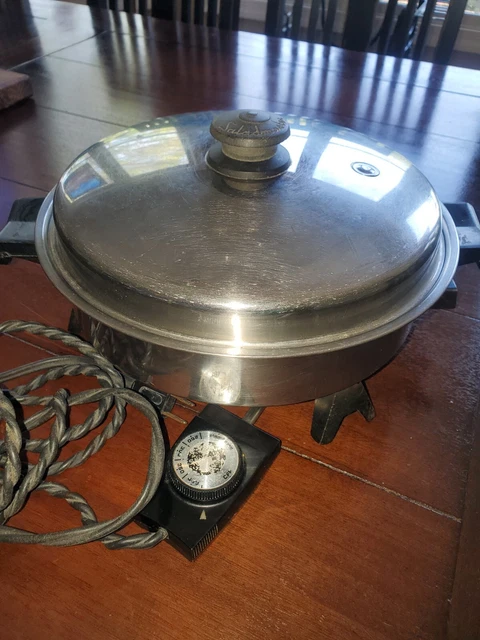 Poêle électrique ancienne Saladmaster n° 7817 Base Avec Cordon PAS DE