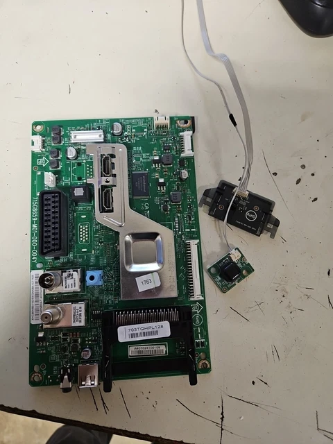 Carte Mère Philips 715G8659-M01-000-004Y D’occasion Pour Pièces Détachées