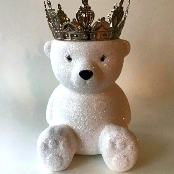 BATH & BODY Works Winter White Glitter Royal Polar Bear 3 Wick Candle