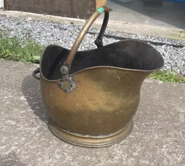 Secchio Carbone Scuttle Vintage Ottone Grande Casco A Forma Cestino Bosco Fuoco