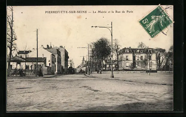 CPA Pierrefitte-sur-Seine, La Mairie et la Rue de Paris