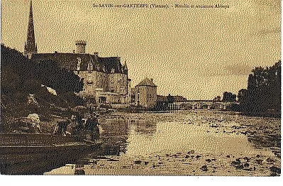 (S-80847) France - 86 - St Savin Cpa Laveuses A La Riviere Petit Plan