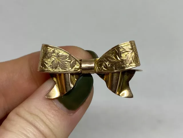 Victorian 10k Gold Engraved Bow Brooch SIGNED W&Ss