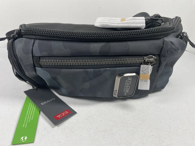 🔥 Tumi • Camouflage • Kelly Sling Bag • Bravo • Nylon Black • 135539 7105 Read~