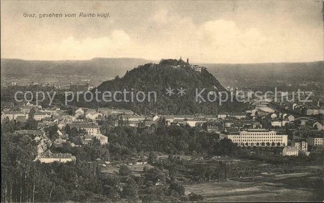 71543833 Graz_Steiermark Panorama Blick vom Rainerkogl Schlossberg Graz_Steierma