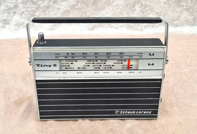 Schaub-Lorenz Tiny E radio valigia radio transistor