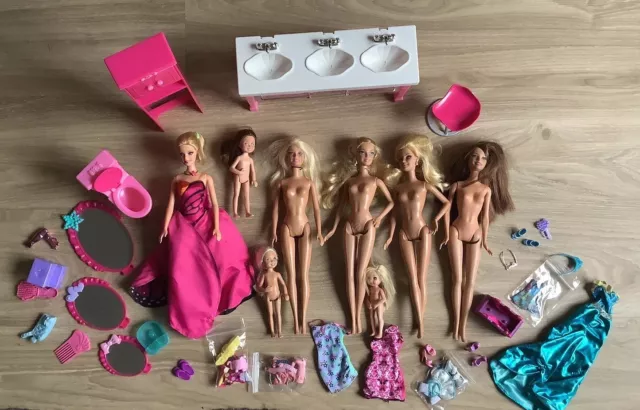 Barbie großes Konvolut Puppen Möbel Zubehör Vintage