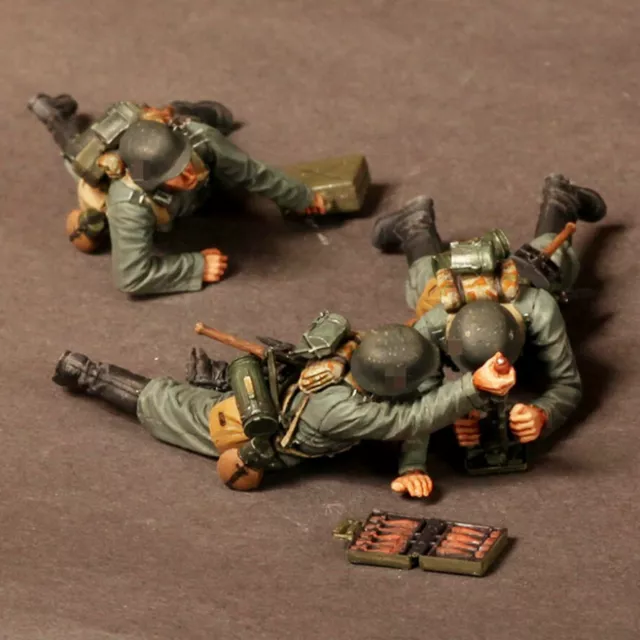 1/35 resin figures model WWII German soldiers 3 man Unassembled Unpainted