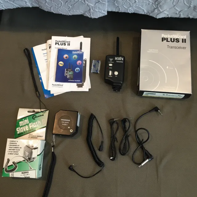 Pocket Wizard Plus II Transceiver, Morris Mini Slave Flash II, Sync Cables