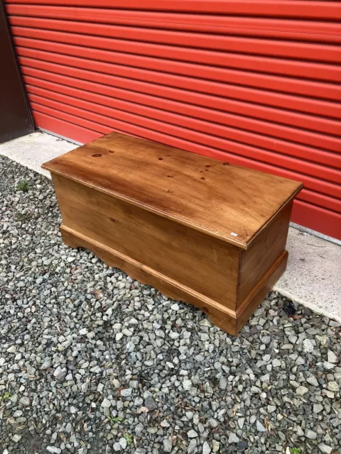 pine blanket box