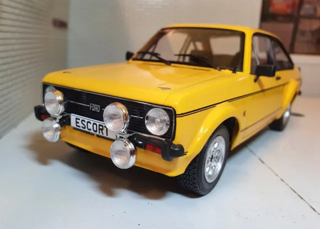 Ford Escort Mk2 1600 Sport Yellow 1977 Diecast Rally 1:24 Scale Model Car RS1800