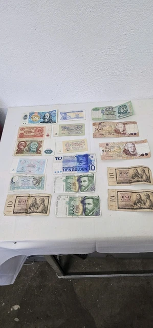 12 Banknoten Finnische Mark – 1.–1000-Mark-Scheine Als Reproduktion Der 1. & 2. Serie