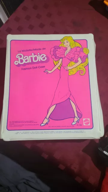 Vintage Lot of 4 1966 Barbie Doll In Vintage Carry Case