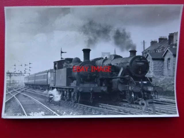 Photo  Lms Class 4P Loco No 42173 And 62933 At Motherwell 1960