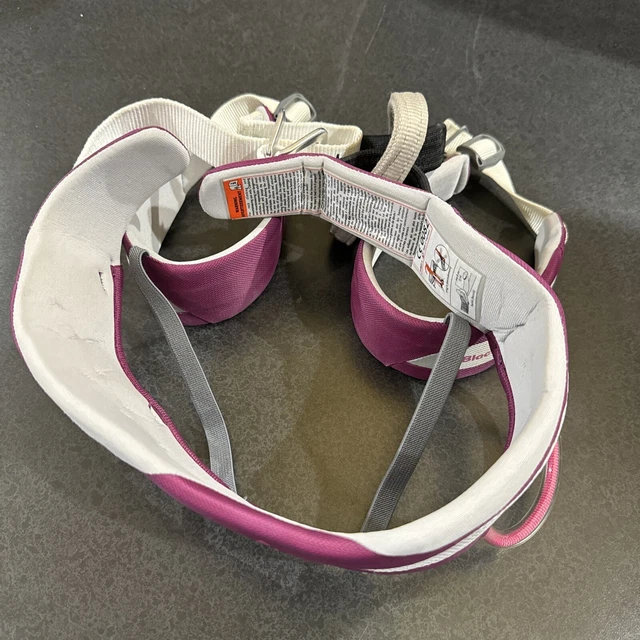 Black Diamond Children's Climbing Harness One Size 56-69cm (22-27") Purple