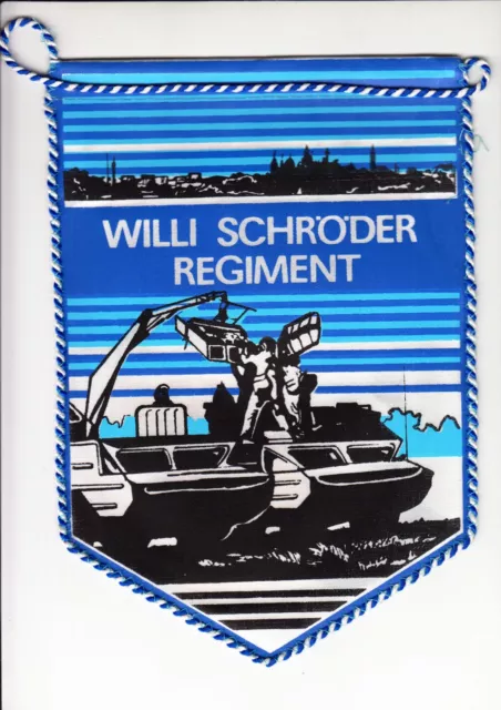 DDR NVA Wimpel  ( FRR 8) Regiment Willi Schröder Schwerin Bester Truppenteil