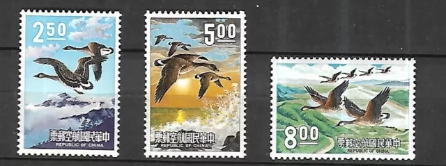 TAIWAN (Formose) 1984 Poste Aérienne -Oiseaux, cat yt N° 15 à 17 ** MNH