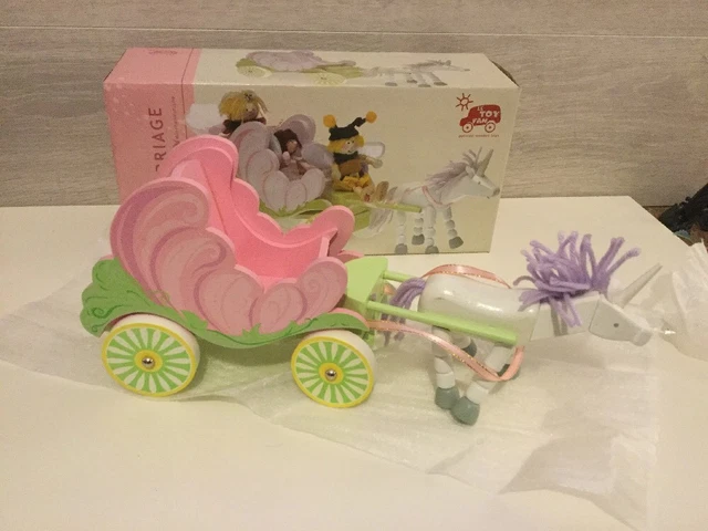 LE TOY VAN Wooden Fairy Carriage And Unicorn Set Boxed