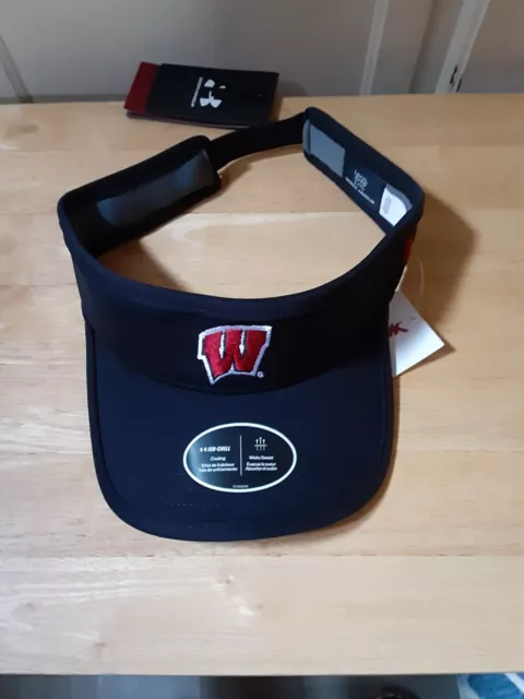 Under Armour Wisconsin Badgers Men's Adjustable Visor Size L/XL NEW WITH TAGS