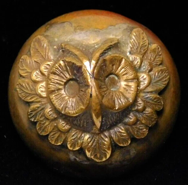 19th C. Antique OWL BUTTON NICE #J1