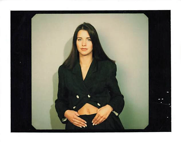 FOTO KARINA KRAUSHAAR Schauspielerin & Model ca. 10,8 x 8,6cm kk39 EUR ...