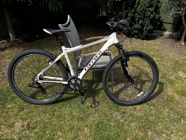 CARRERA VALOUR MOUNTAIN Bike, white in good condition