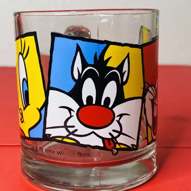 1994 Warner Bros Looney Tunes Glass Mug Cup Bugs Bunny Sylvester Tweety Bird