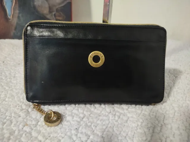 Perlina New York Soft Black Leather Round Zip Wallet