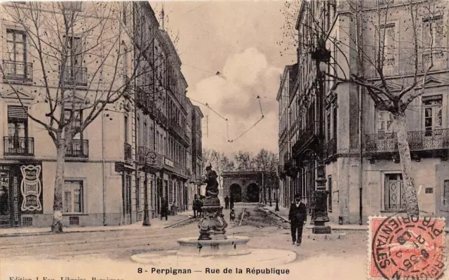 CPA 66 PERPIGNAN RUE DE LA REPUBLIQUE (cpa Fau émail