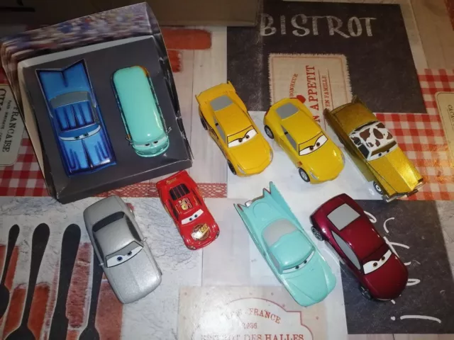1 lot de  voitures cars disney store metal  d occasion rare et des neuves