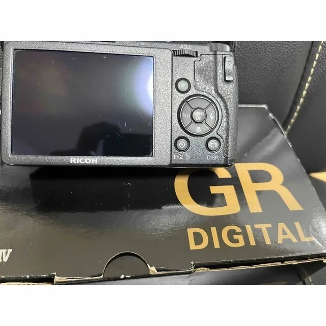 Ricoh GR Digital IV 10.1MP Compact Digital Camera Black Used From Japan 2