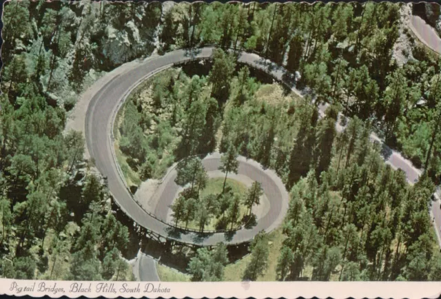 1970s USA  Postcard - Pigtail Road, Black Hills South Dakota