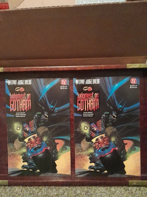 2xBatman Judge Dredd Judgment On Gotham DC First print 1991 Simon Bisley  NM/MT