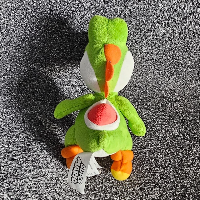 YOSHI NINTENDO SUPER Mario Character Plush Soft Toy Free Postage £9.95