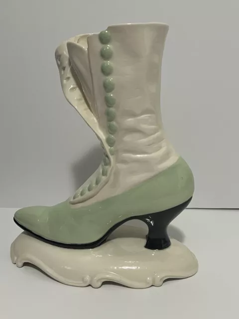 VINTAGE ATLANTIC MOLD Ceramic Victorian High Top Button Boot shoe Vase ...
